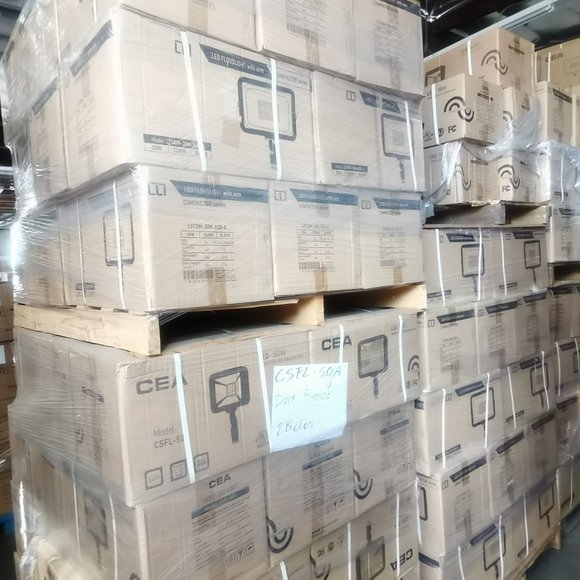 LED flood light, canopy, wall pack on sale - Picture 7 of 11